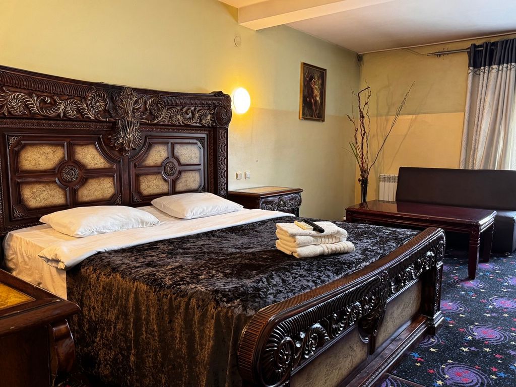 Двухместный номер с 1 кроватью полулюкс