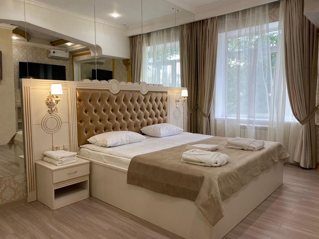 Трёхместный номер люкс