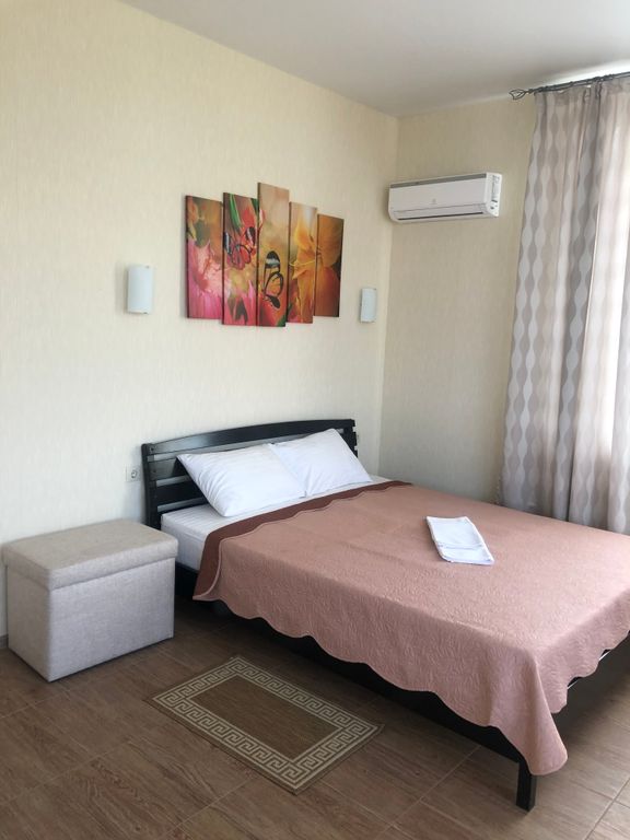 Трёхместный номер стандарт с видом на море