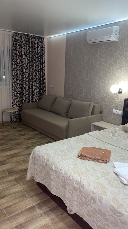 Четырёхместный номер Однокомнатный с лоджией