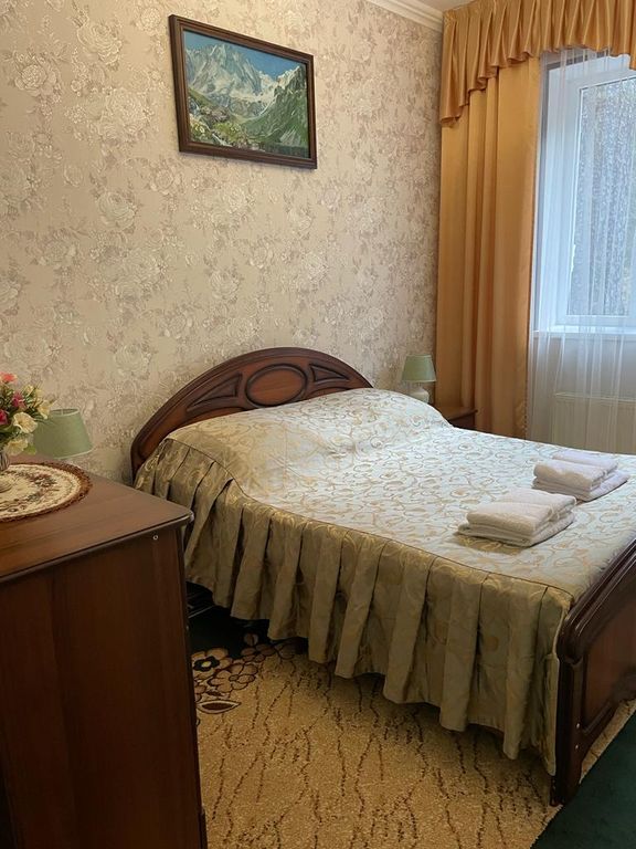 Семейный номер люкс с видом на горы