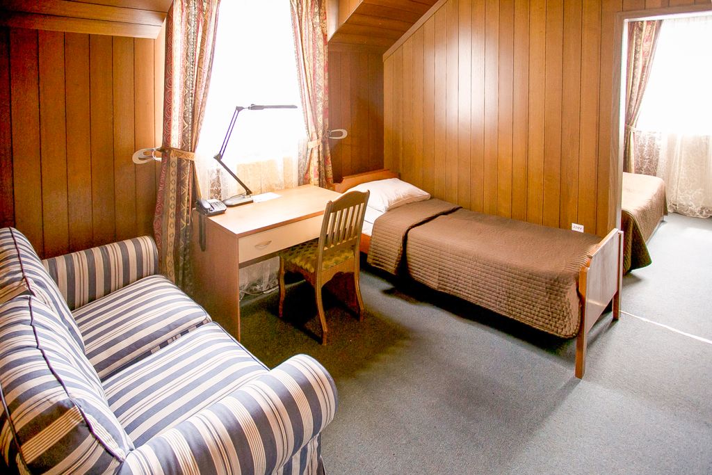 Трёхместный номер Стандарт