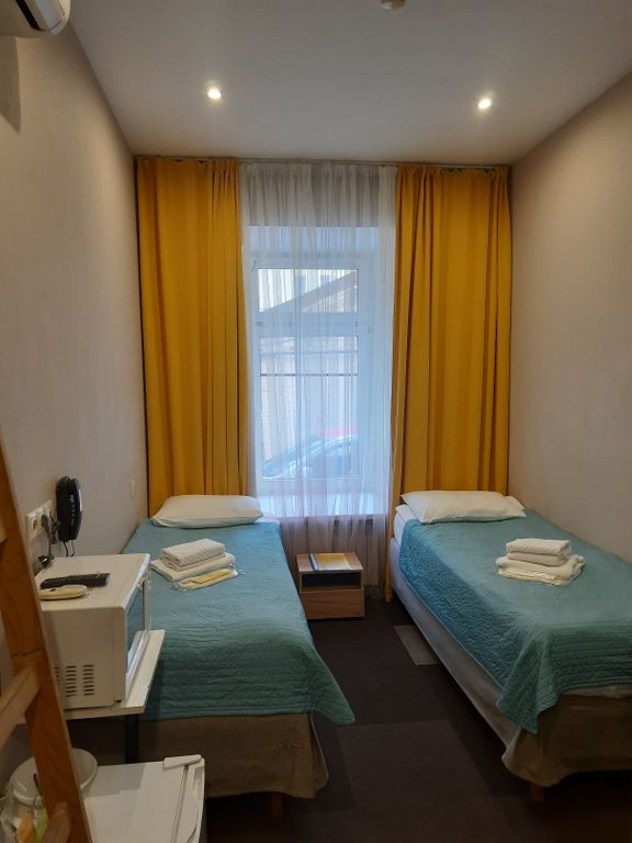 Двухместный с 2 отдельными кроватями или с одной двуспальной и доп местом стандарт