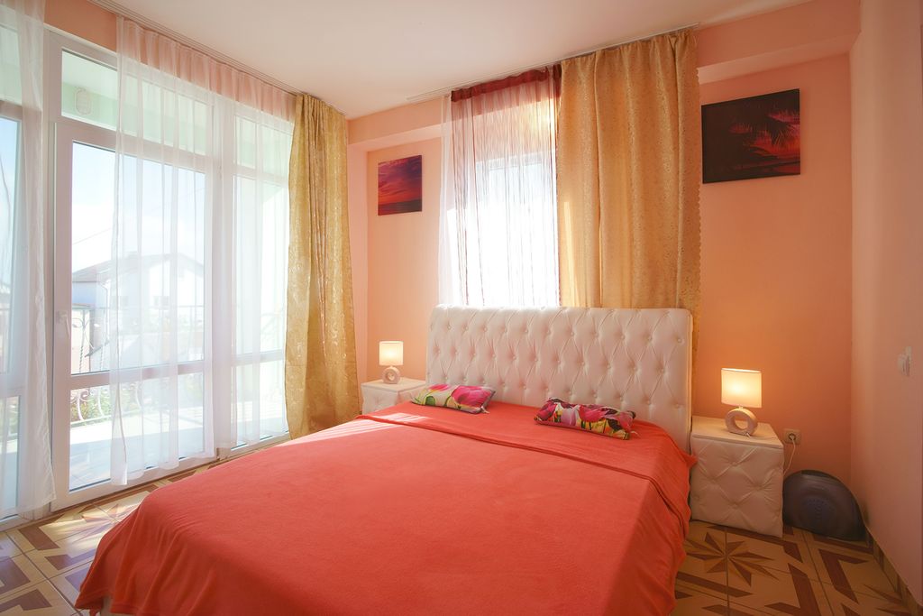 Двухместный номер с 1 кроватью 1 категории класса люкс