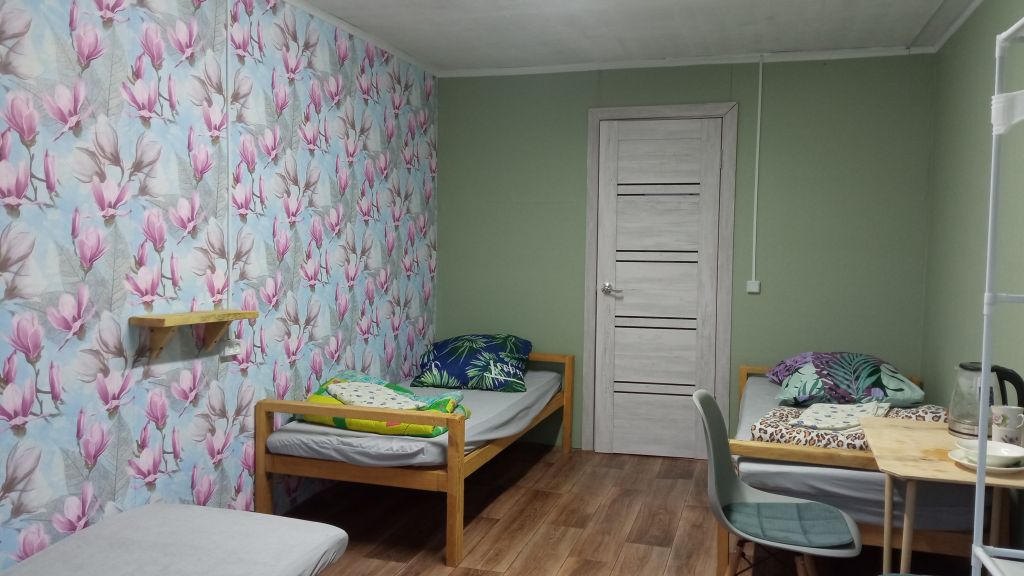 Четырёхместный номер улучшенный с видом на горы