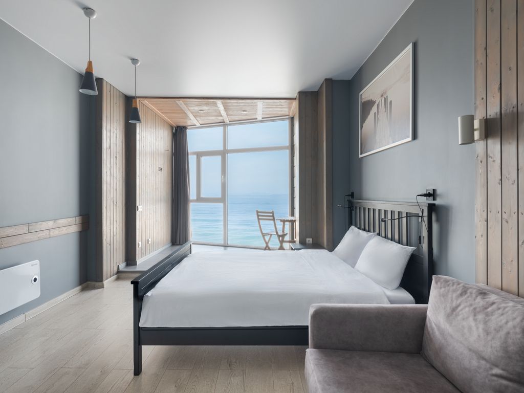 Четырёхместный Люкс с видом на море