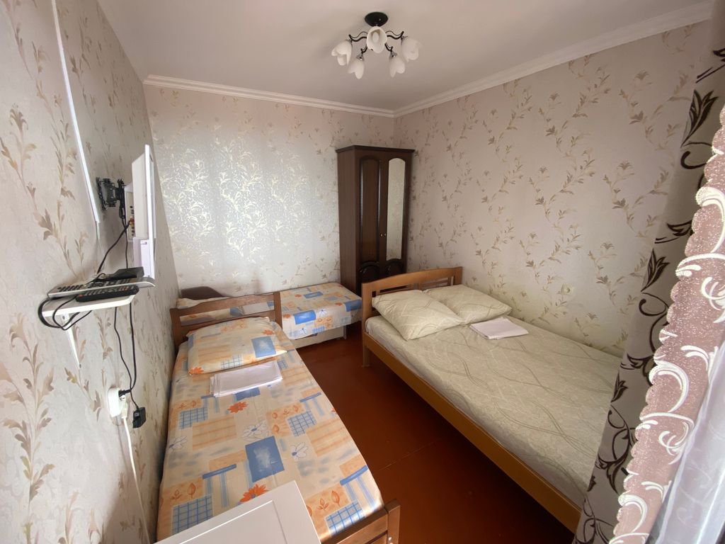 Четырёхместный номер стандарт с видом на море