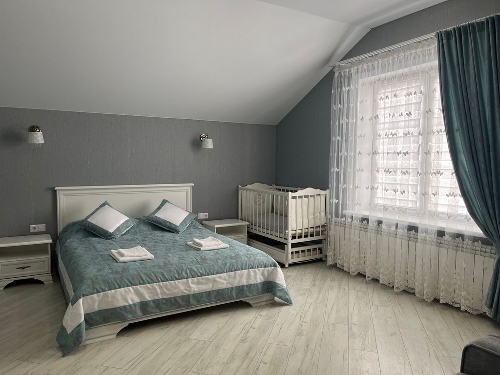 Семейный номер семейный