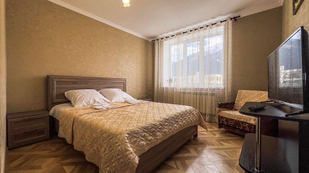 Двухместный номер с 1 кроватью стандарт с видом на горы