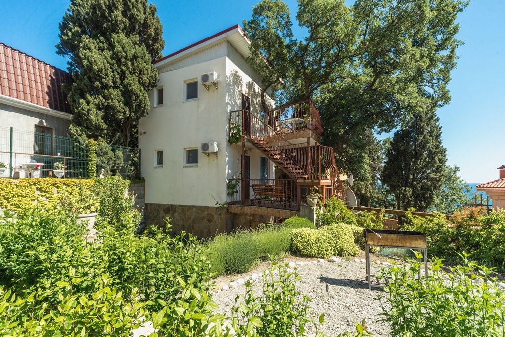 Апартаменты студио с видом на море