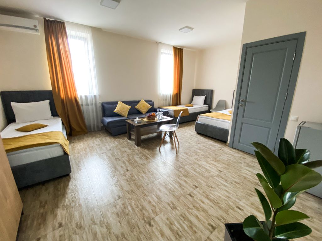 Трёхместный номер стандарт