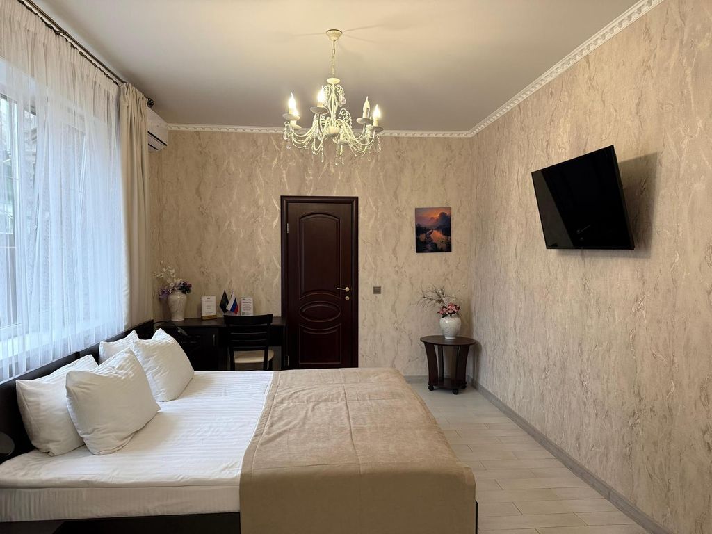 Двухместный номер с 1 кроватью люкс приват