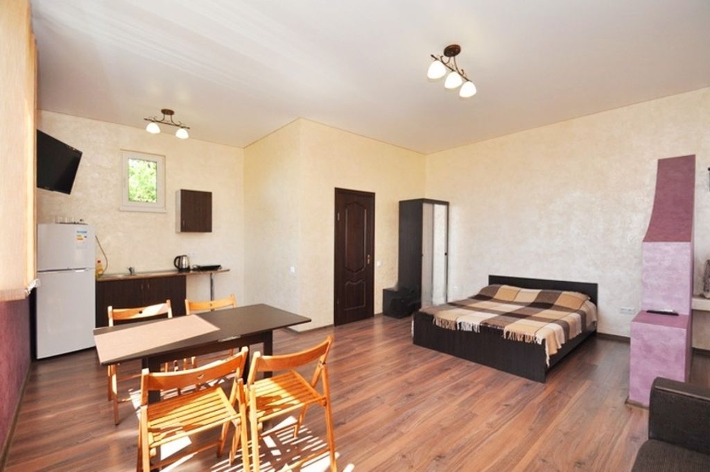 Четырёхместный номер студия с кухней