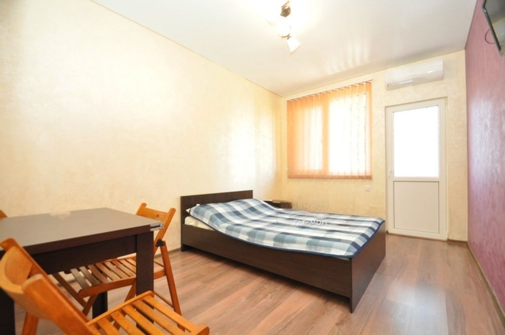 Четырёхместный номер двухкомнатный с раздельными комнатами