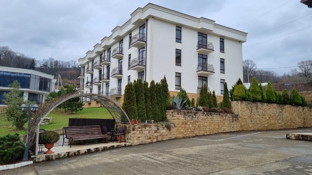 Апартаменты студия с видом на горы