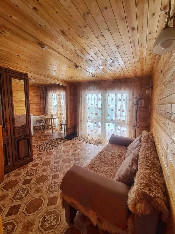 Дом коттедж с видом на лес