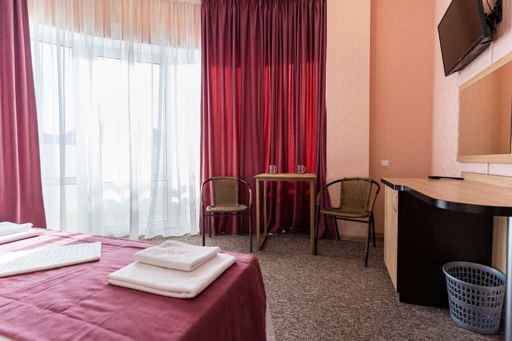 Двухместный номер с 1 кроватью стандартный с дополнительным местом с видом на море