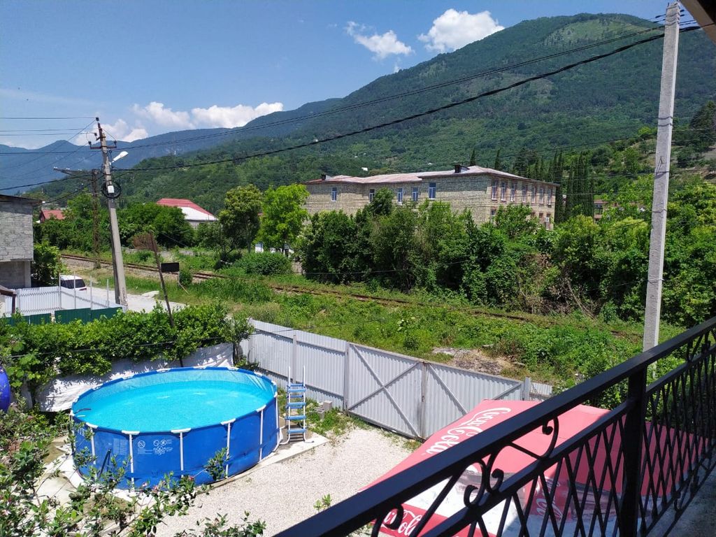 Четырёхместный номер гостевой дом Вартан