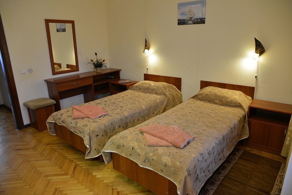 Двухместный номер с 2 отдельными кроватями стандарт