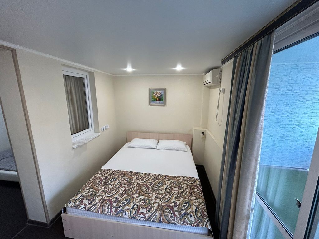 Семейный номер с видом на море