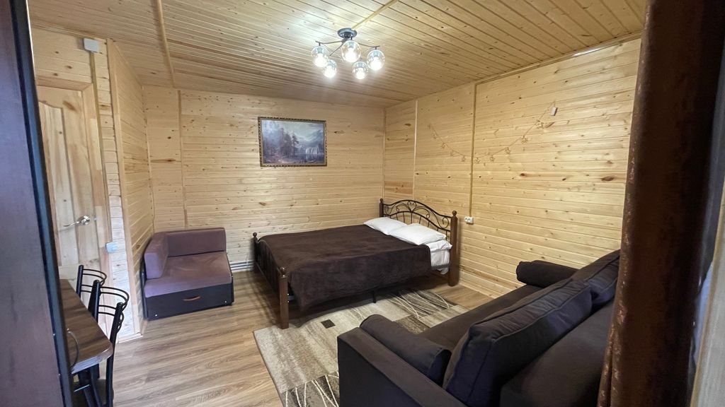 Семейный номер улучшенный с видом на горы