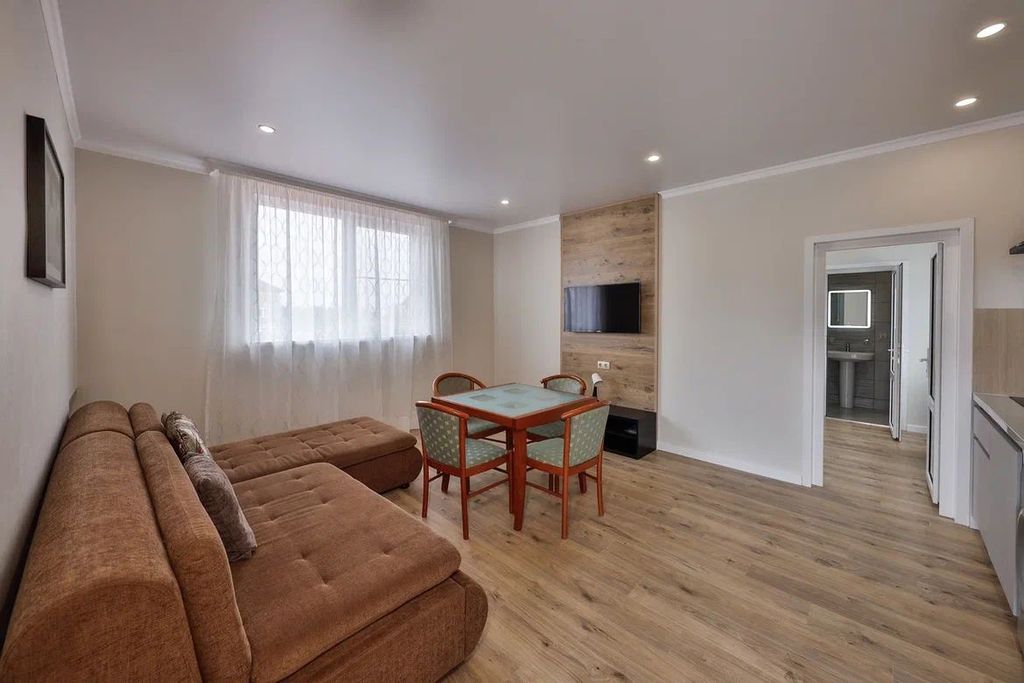 Апартаменты двухкомнатные N13