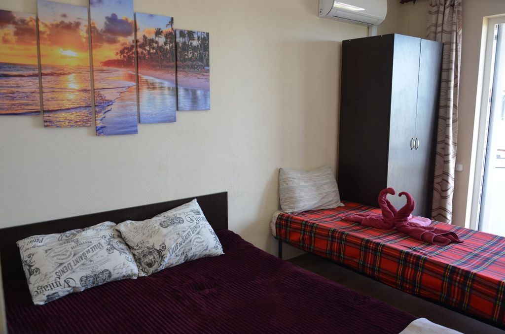 Трёхместный номер улучшенный