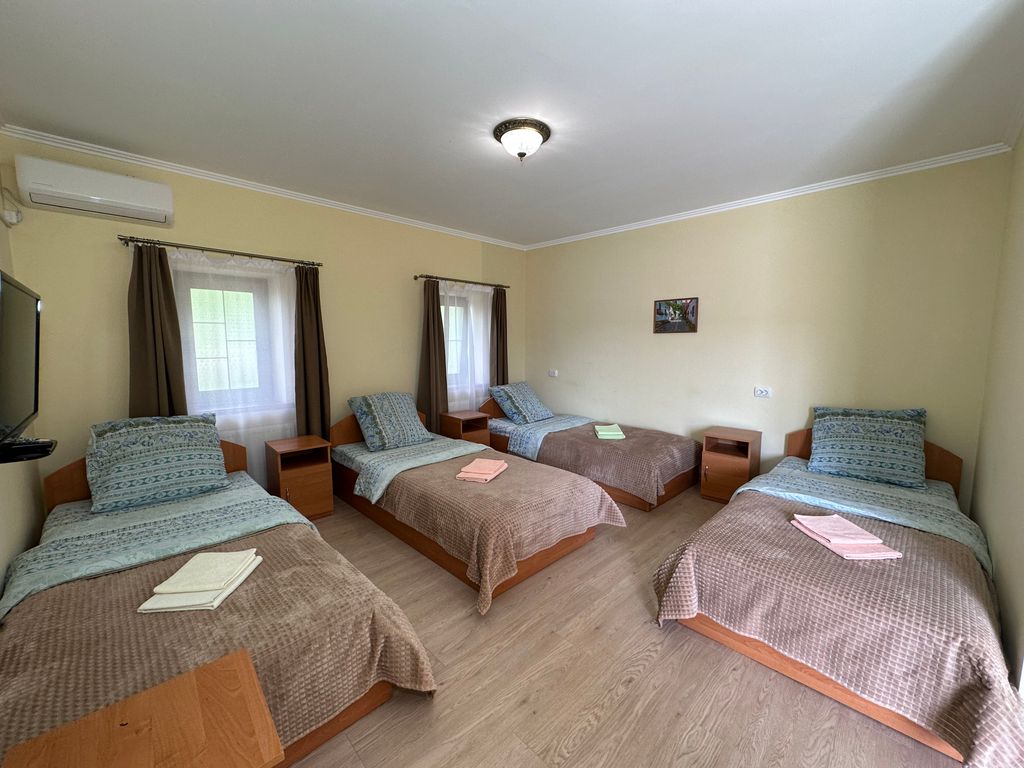 Четырёхместный номер стандарт