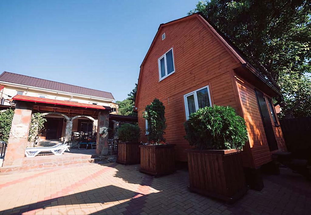 Дом двухэтажный коттедж 5-местный с видом на горы