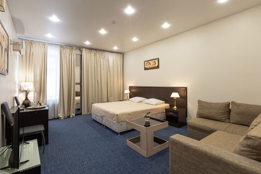 Четырёхместный номер люкс