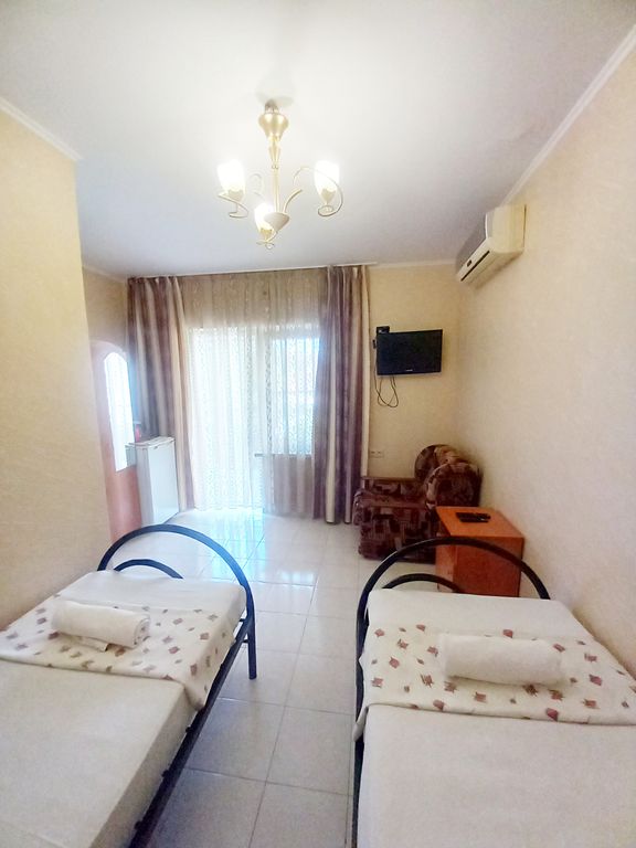 Трёхместный номер стандарт