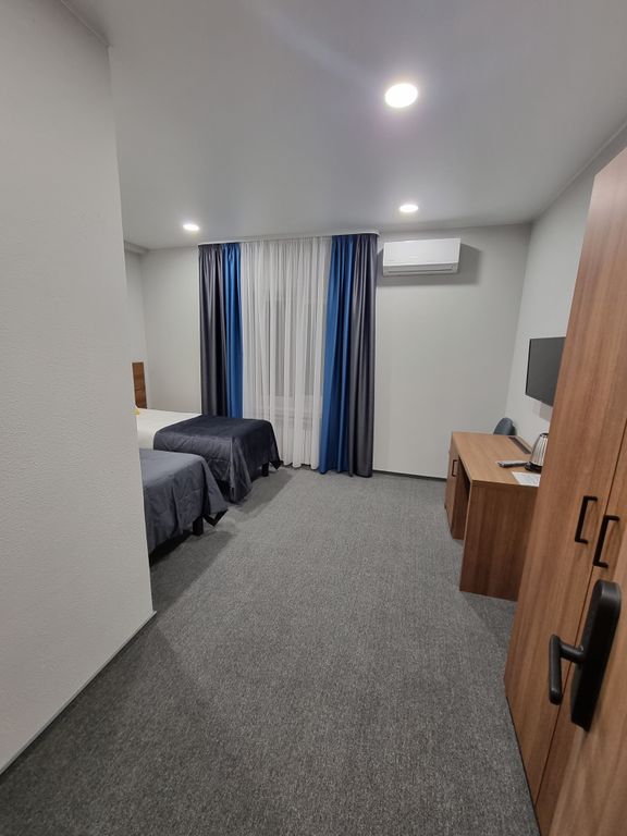 Двухместный с 2 отдельными кроватями twin