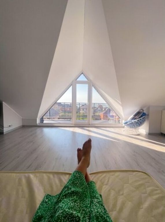 Четырёхместный номер люкс-мансарда с большим балконом новый корпус