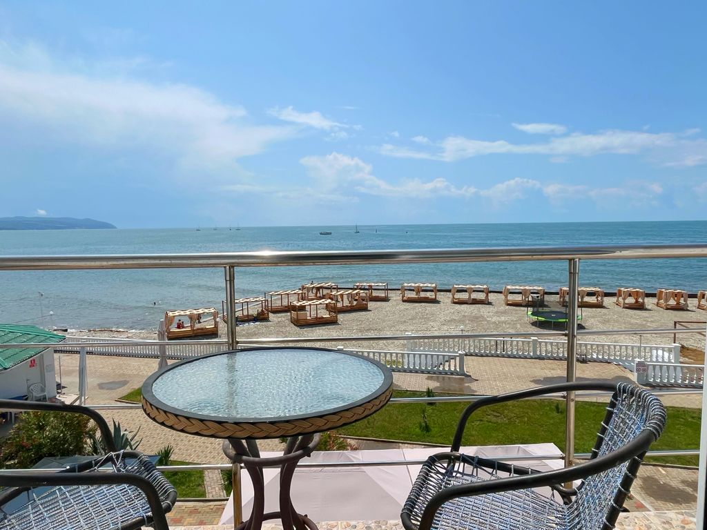 Апартаменты апартаменты двухкомнатные с видом на море