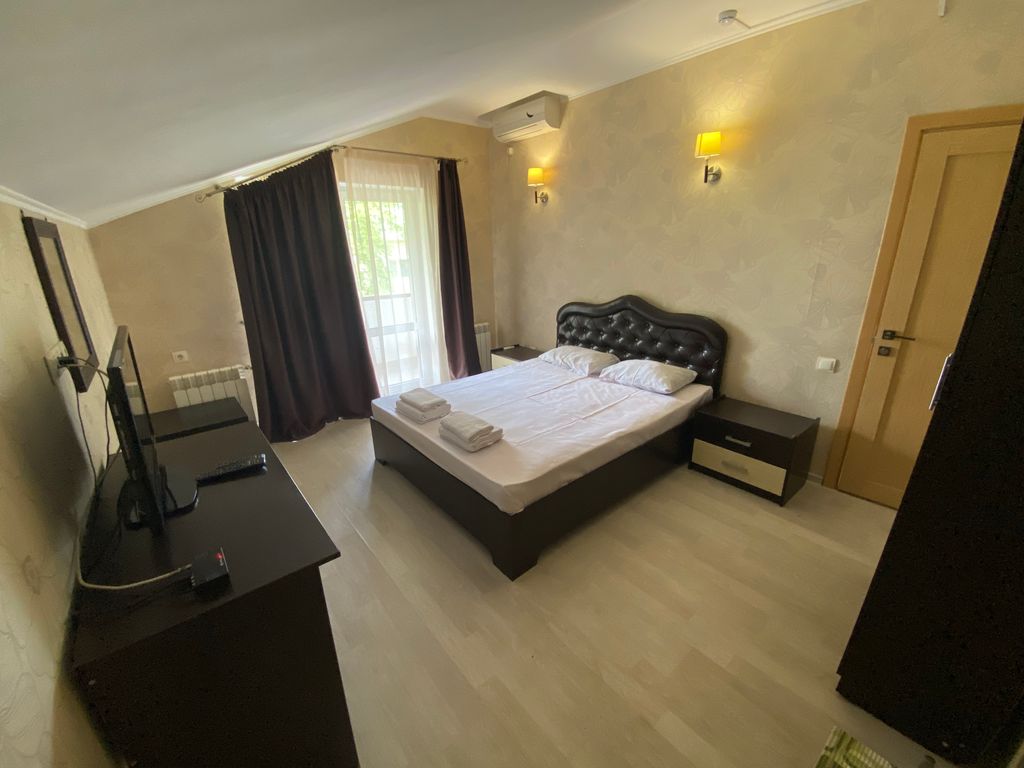 Двухместный номер с 1 кроватью с балконом