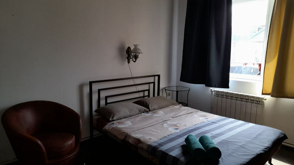 Апартаменты трехкомнатные с кухней и двумя санузлами