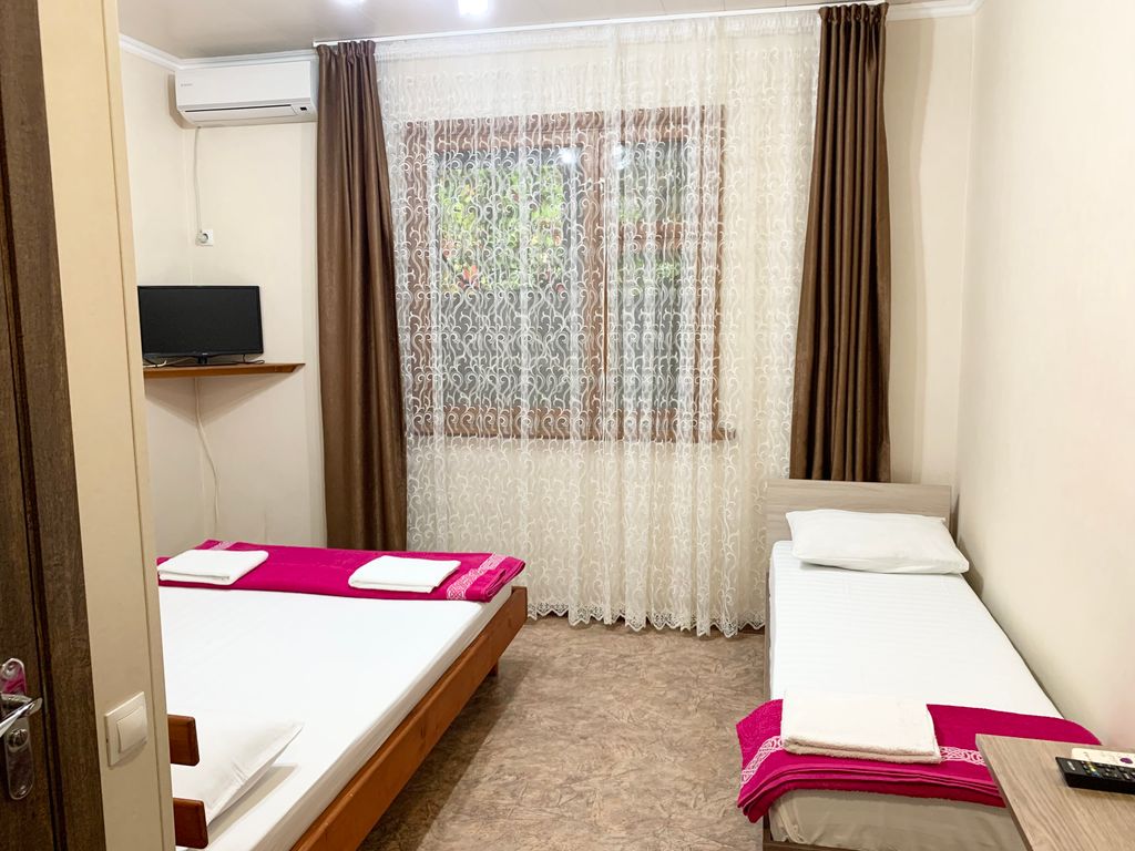 Трёхместный номер улучшенный