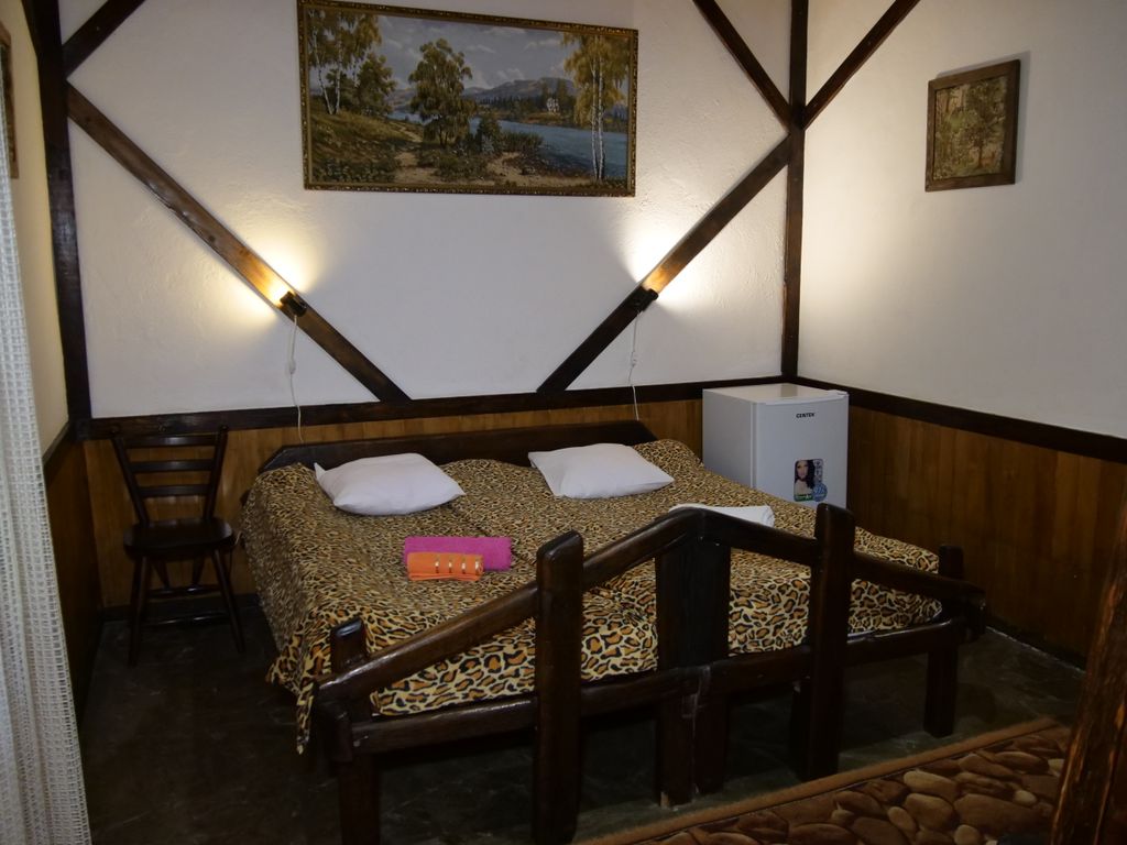 Двухместный номер с 1 кроватью 180 см