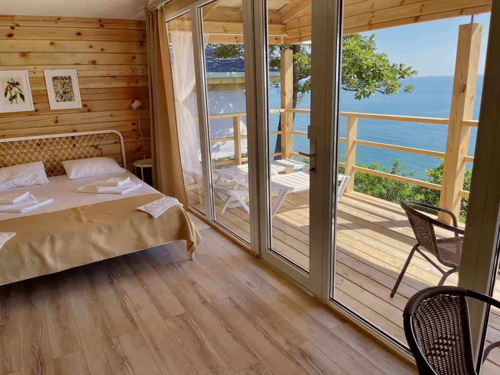 Дом База отдыха  в Туапсе с видом на море