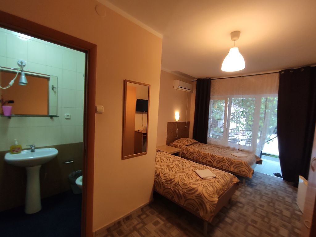 Трёхместный номер стандарт