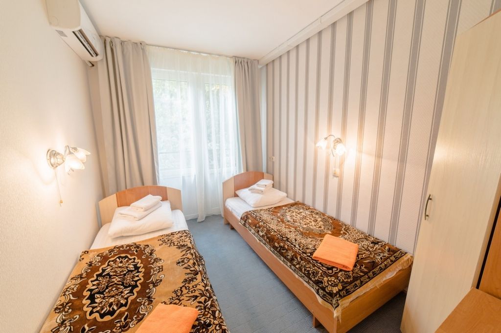 Двухместный номер с 2 отдельными кроватями стандарт малый