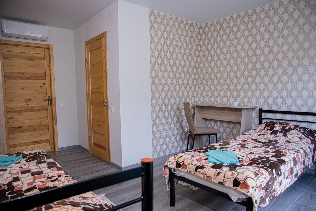 Двухместный номер с 2 отдельными кроватями стандарт с видом на горы