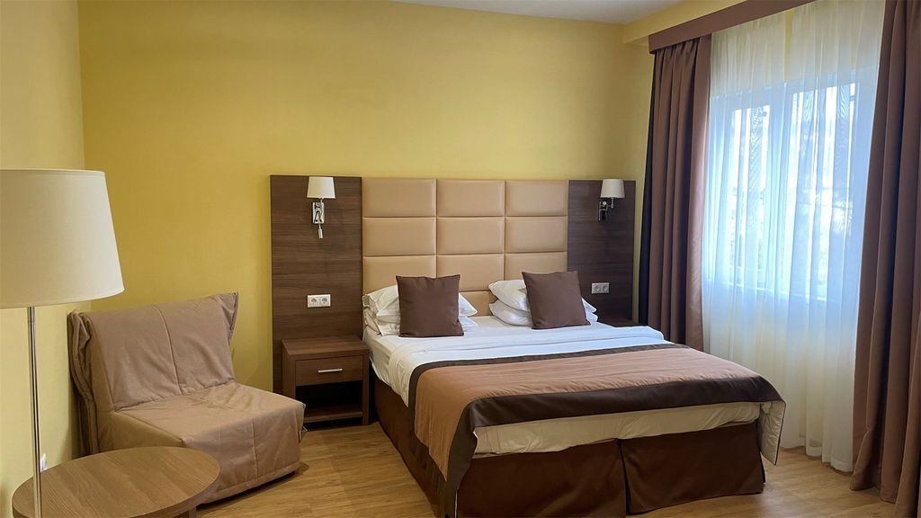 Двухместный номер с 1 кроватью улучшенный