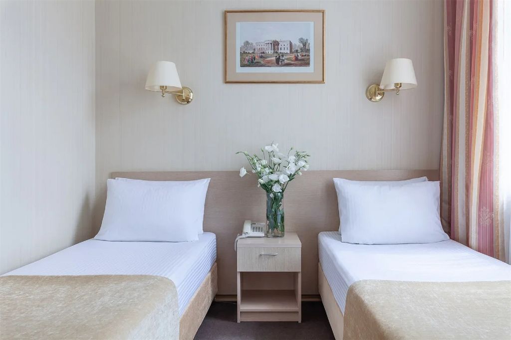 Двухместный номер с 2 отдельными кроватями или 1 двуспальной кроватью стандарт