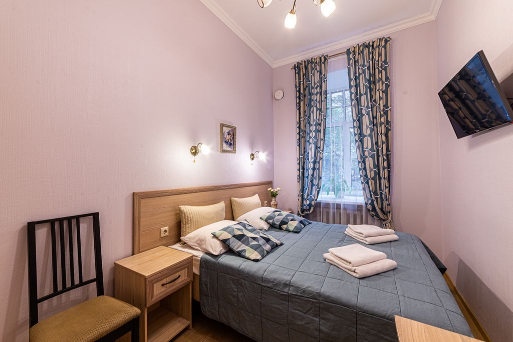 Двухместный с 1 кроватью двухместный эконом