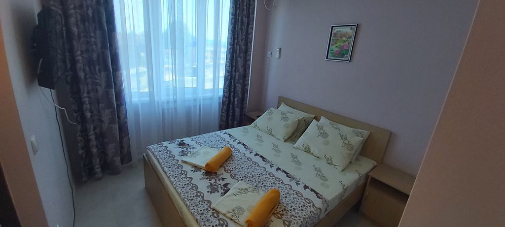 Четырёхместный номер 2-комнатный "Люкс" до 4 гостей