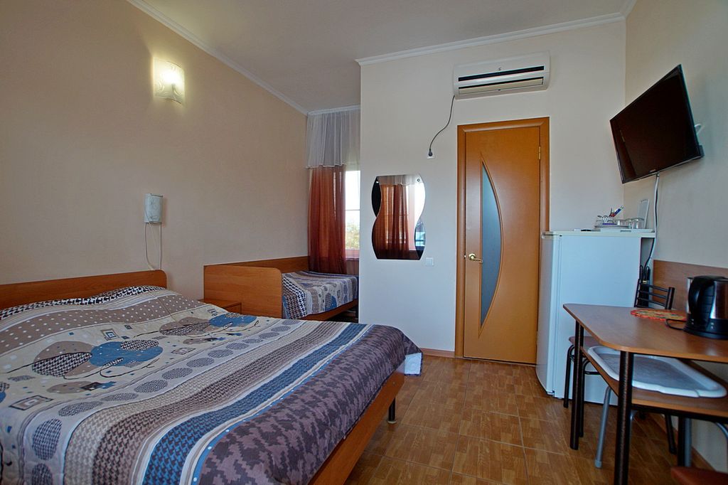 Трёхместный номер стандарт