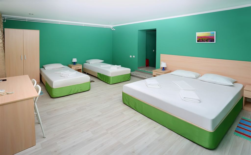 Четырёхместный номер эконом-класса