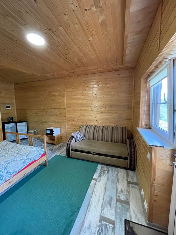 Трёхместный номер стандарт с видом на горы