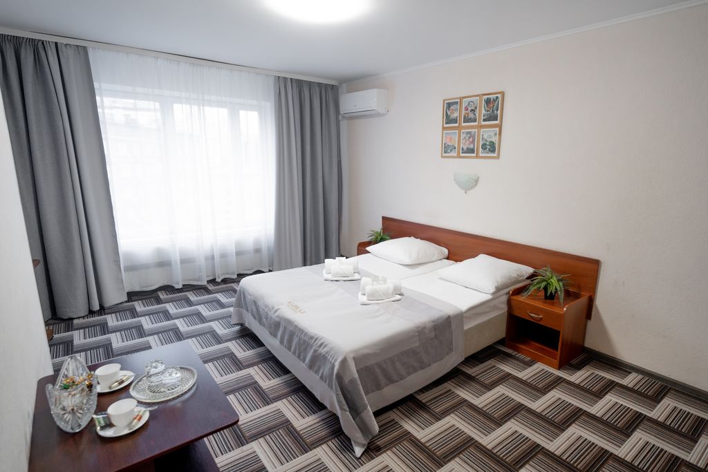 Двухместный номер с 1 кроватью или 2 раздельными, улучшенный